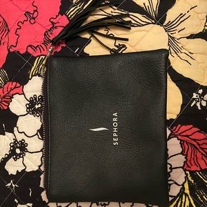 ✨✨2ct Simple Sephora makeup bag w fringe tassel✨✨